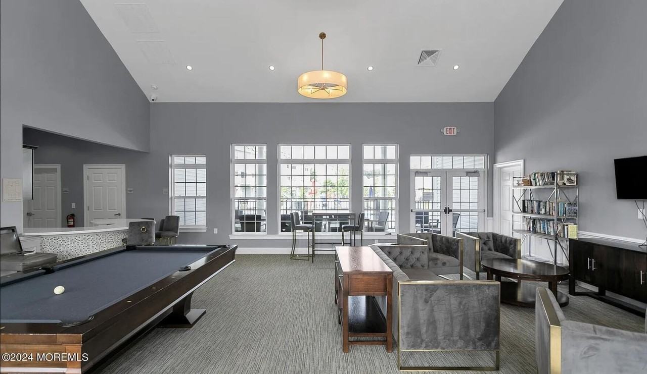 115 Beacon Ln Unit 402 #402 - Photo 6 of 27