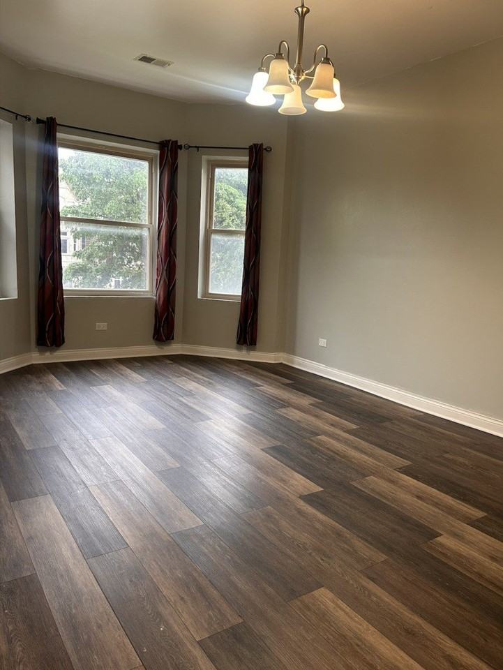 5938 S Indiana Ave Apt 2 #2 - Photo 3 of 8