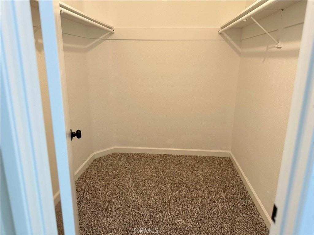 3351 Lincoln St - Photo 6 of 10