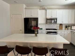 15579 San Francisco Ln - Photo 2 of 21