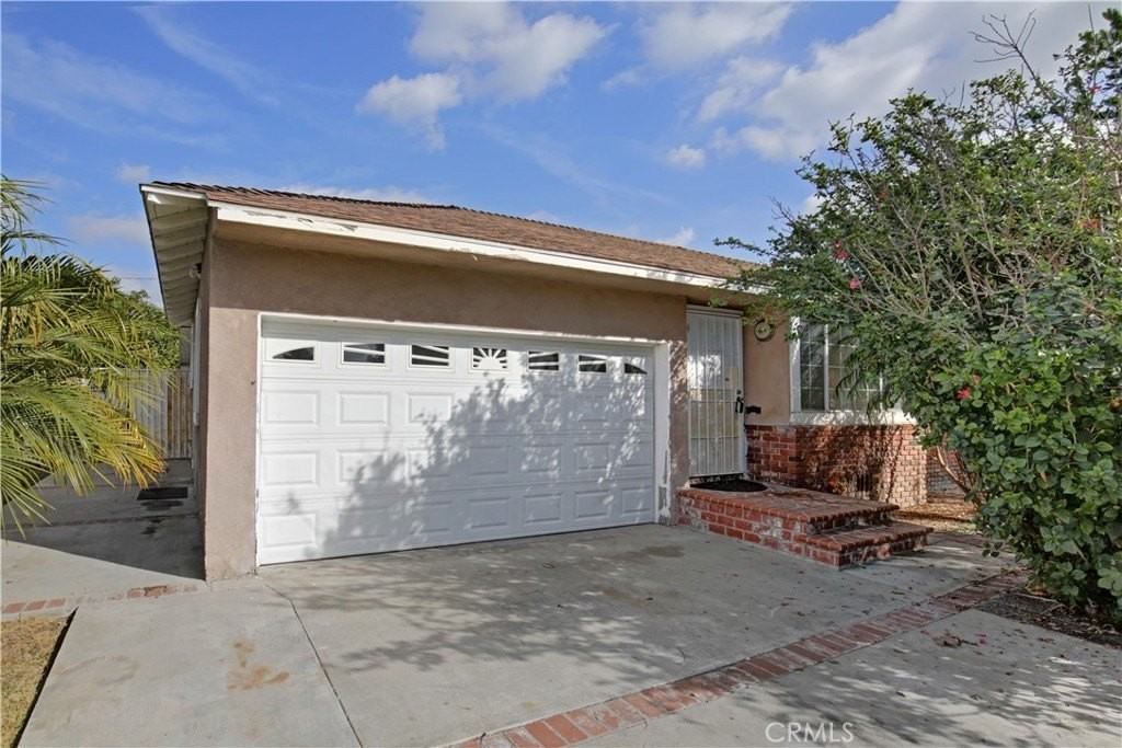 7863 Springer St - Photo 2 of 19