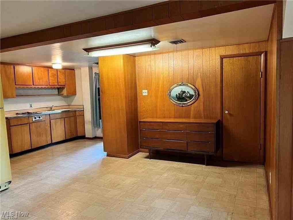 8581 Fair Rd - Photo 2 of 20