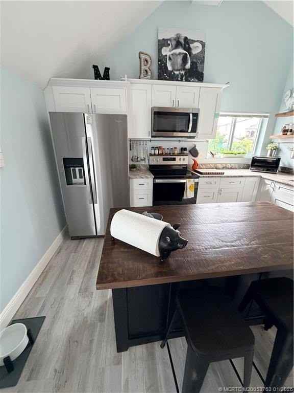 310 Se Denver Ave Unit 2 #2 - Photo 4 of 8