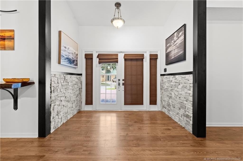 10380 Se Jupiter Narrows Dr - Photo 4 of 30