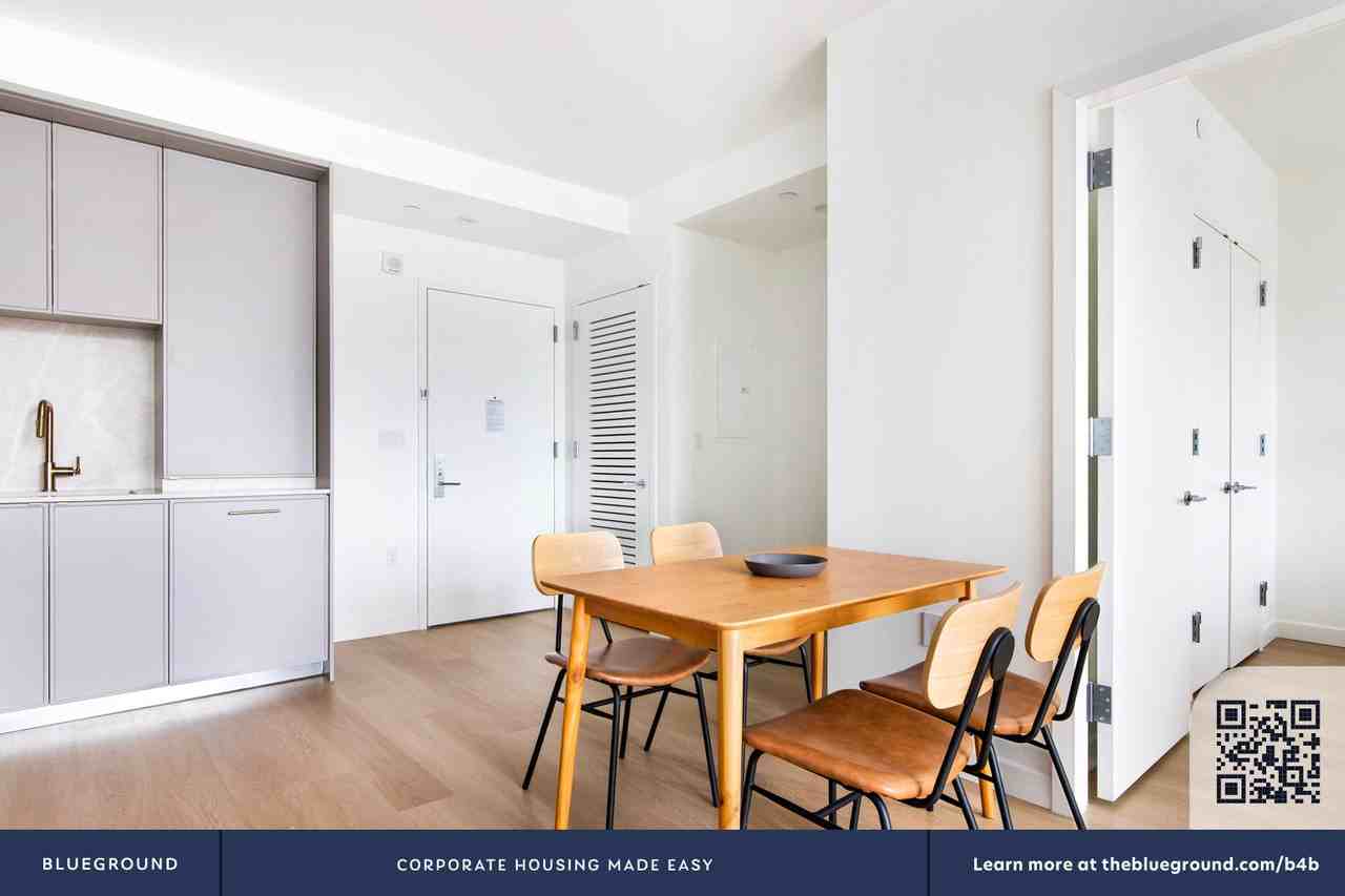 544 Carroll St #2202 - Photo 5 of 24