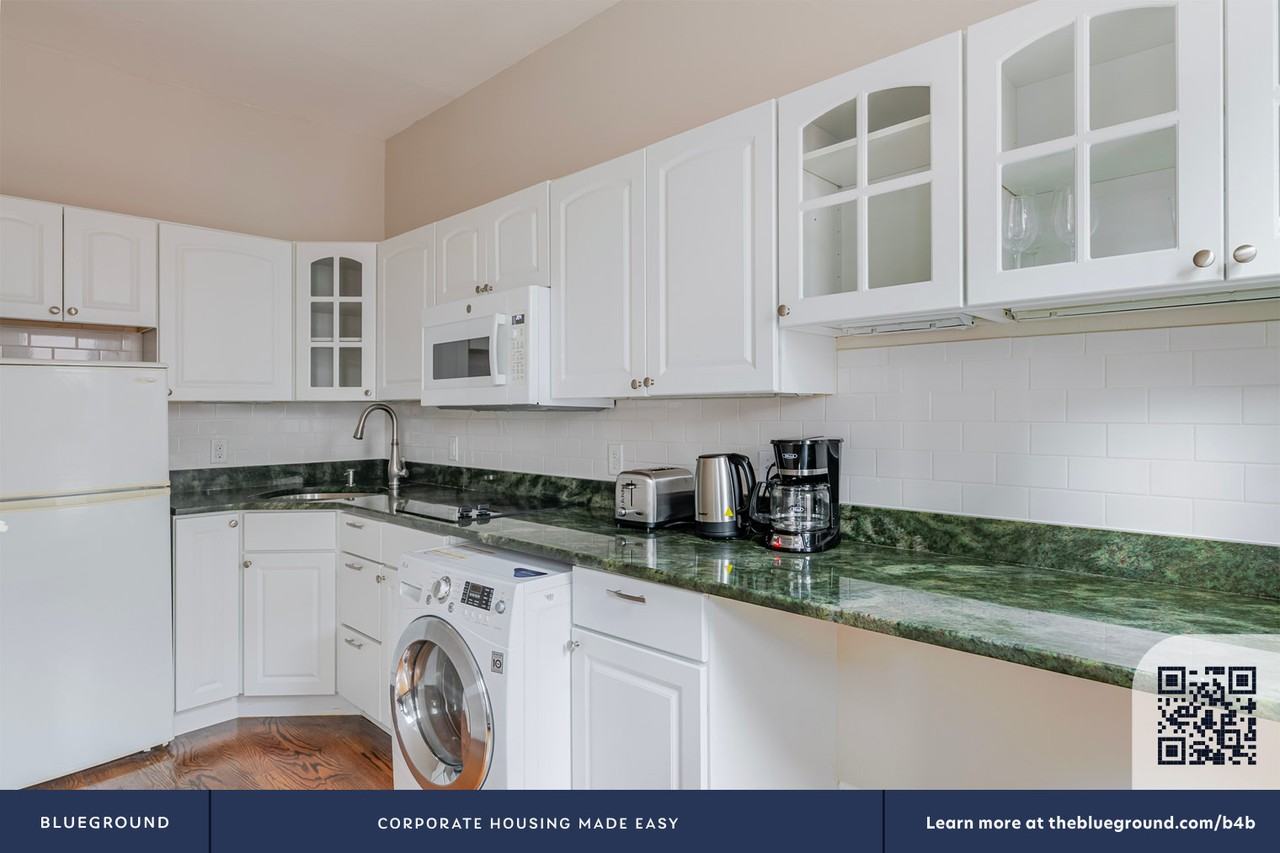 232 Newbury St #1300 - Photo 6 of 21