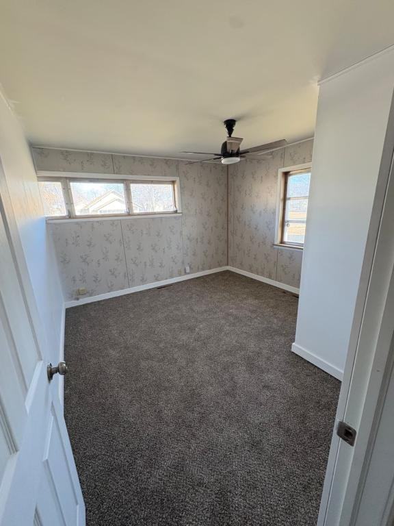 603 E Maple St - Photo 5 of 14