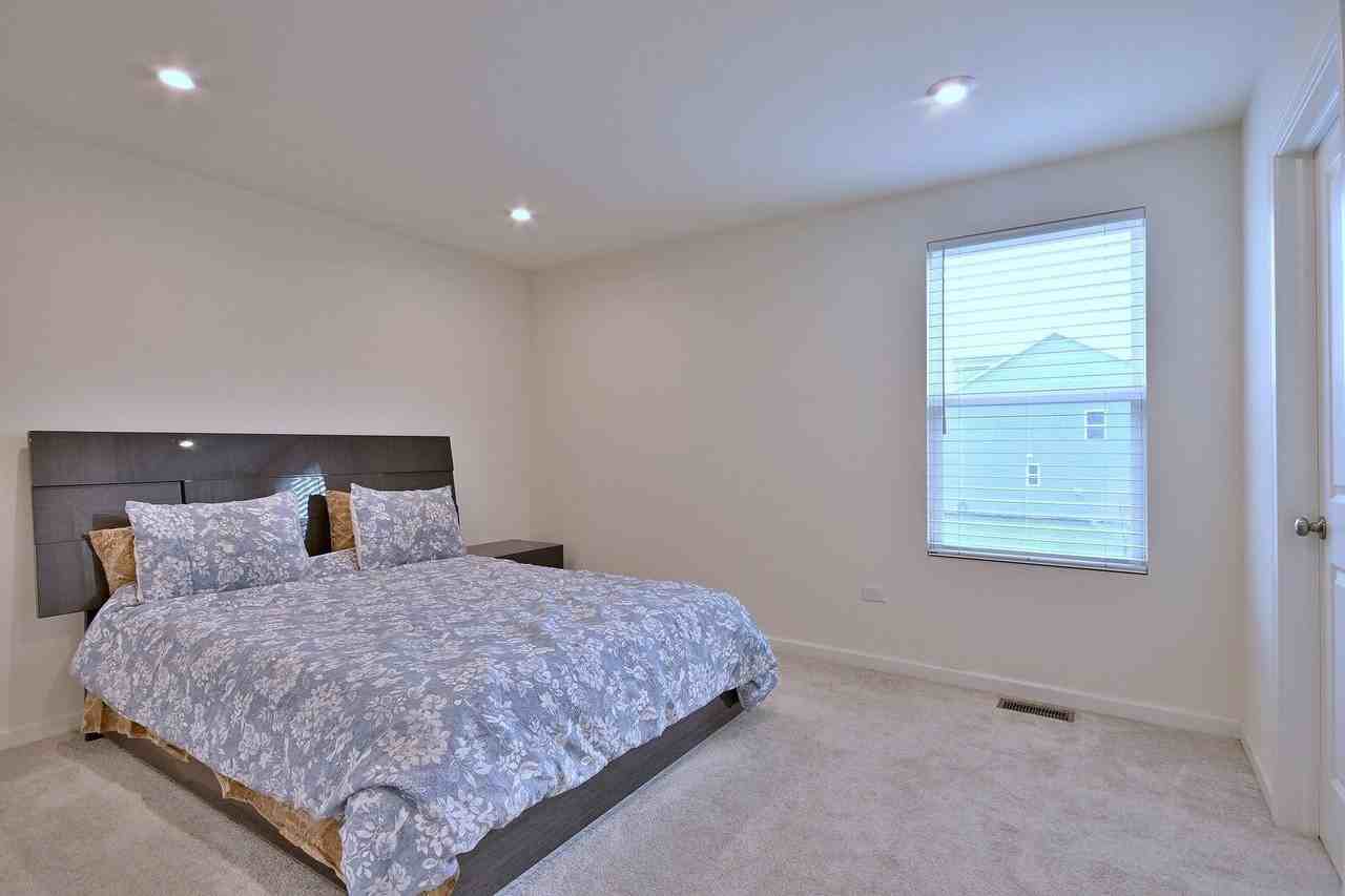 620 North Sullivan Street - Photo 7 of 15