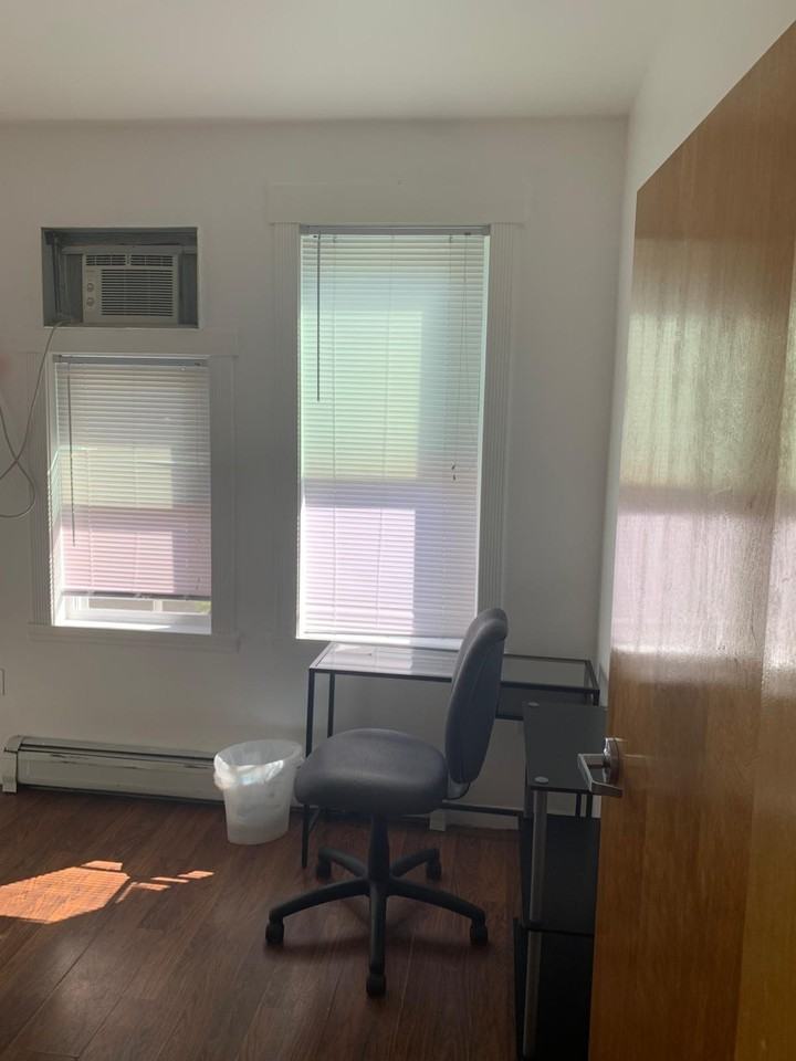 62 Tonnelle Avenue #203 - Photo 4 of 7