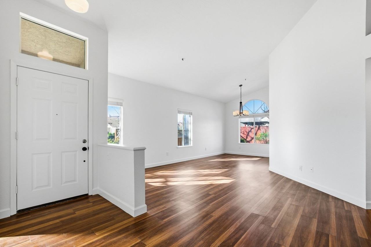 2218 Culpepper St - Photo 6 of 50