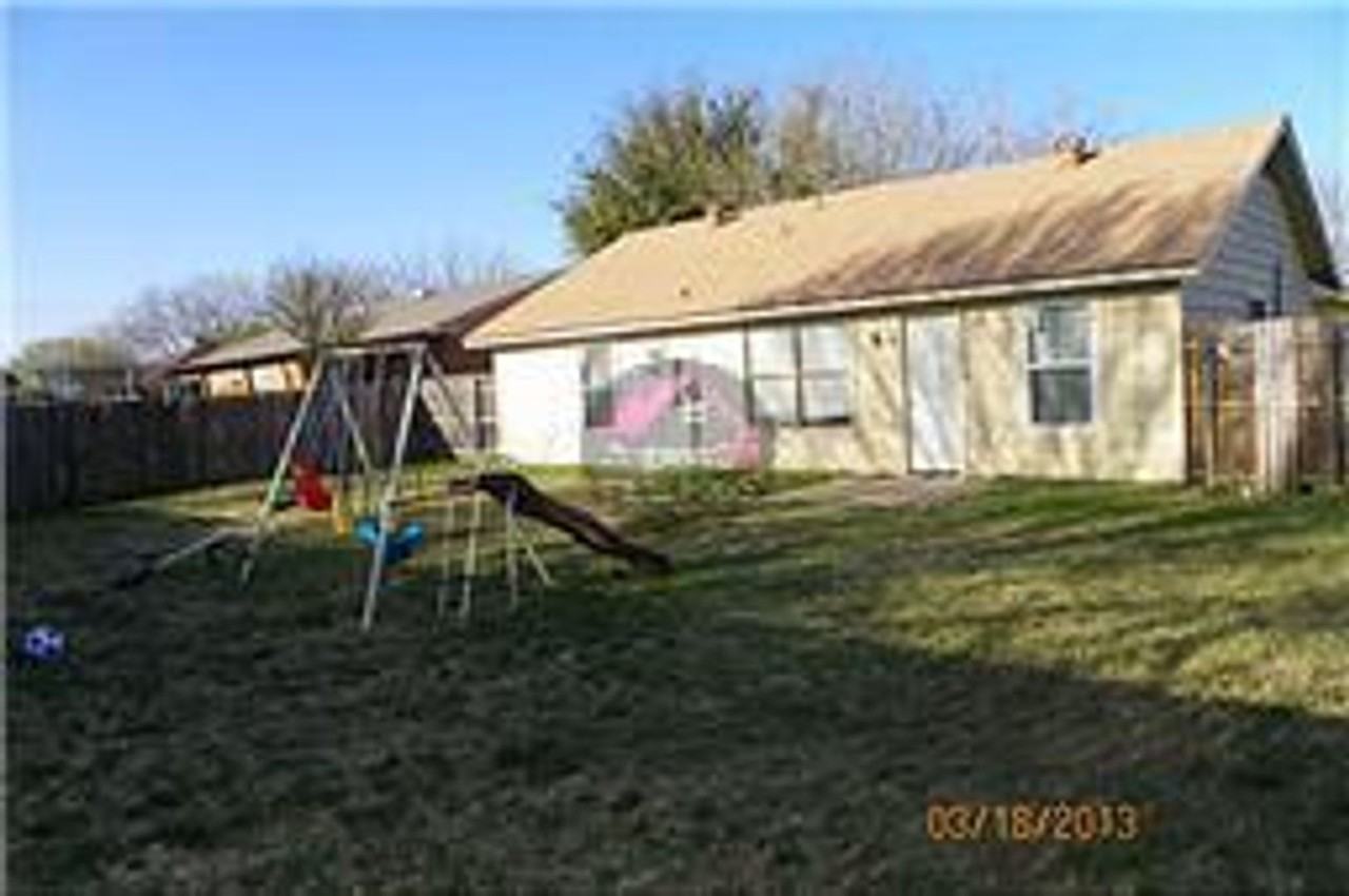 3757 Trinity Ln - Photo 2 of 40