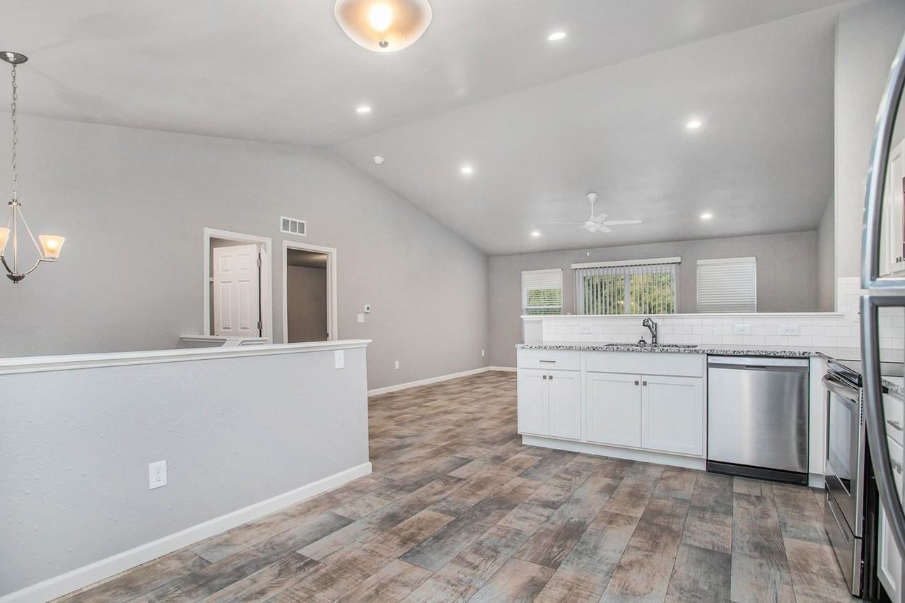 5446 Eagle Glen Dr Sw - Photo 5 of 23