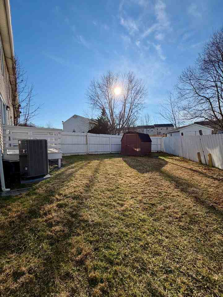 135 Whitburn Pl - Photo 3 of 3