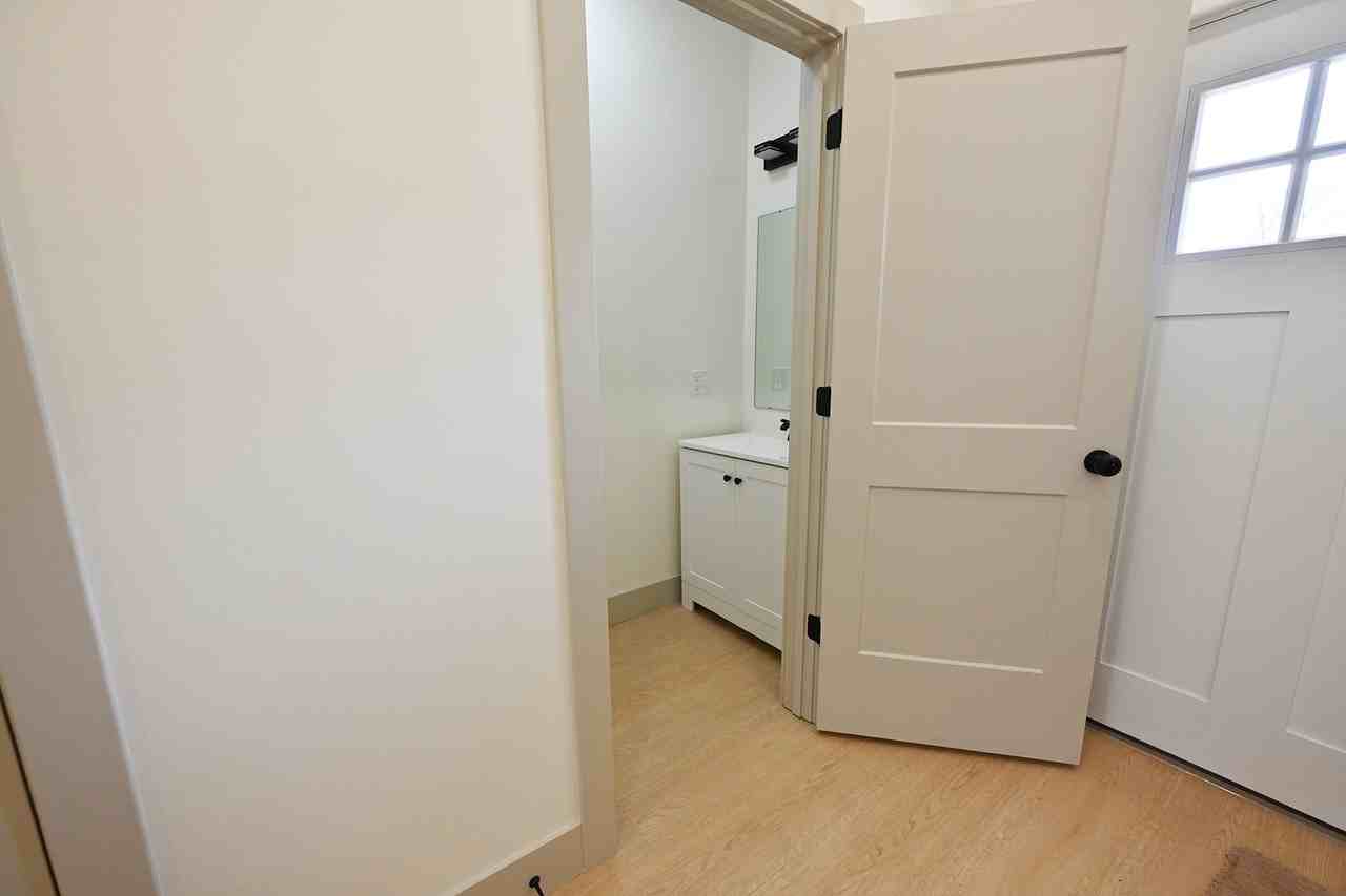 132 Brushwood Dr - Photo 6 of 19