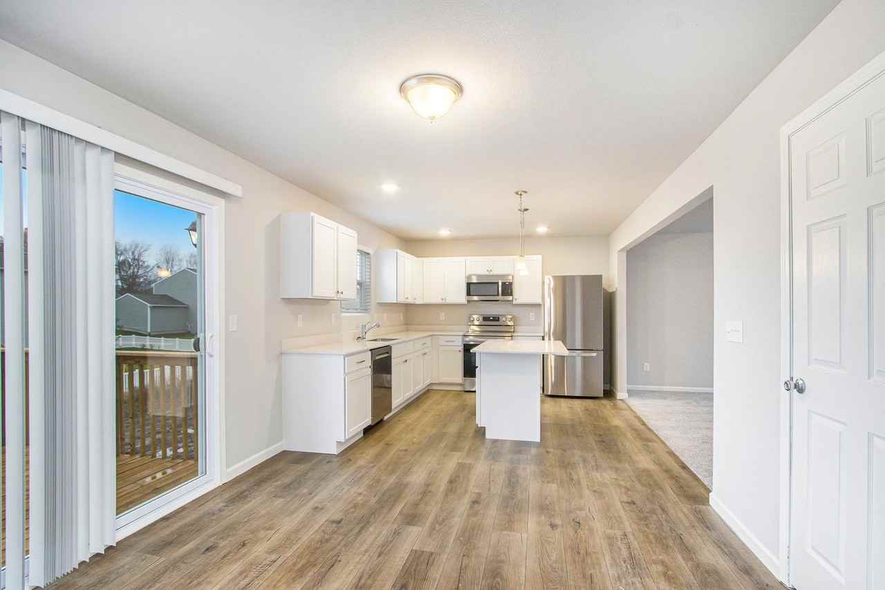 364 Sherman St - Photo 3 of 23