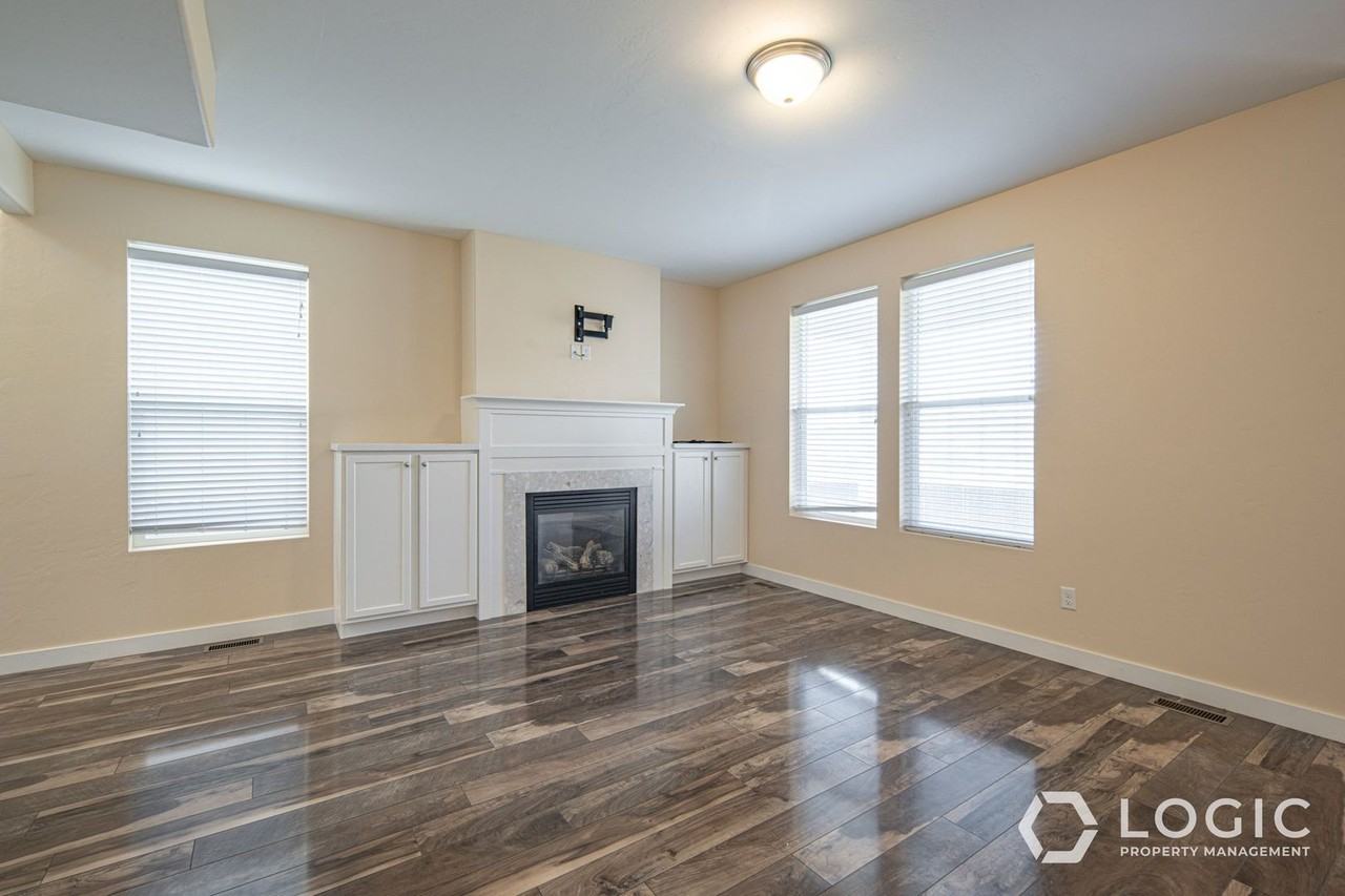 5475 N Chestnut St - Photo 7 of 26