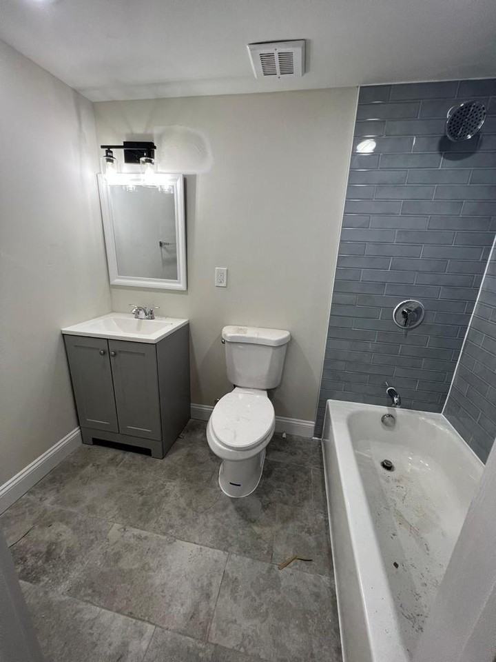 122 Livingston St #1L - Photo 2 of 20