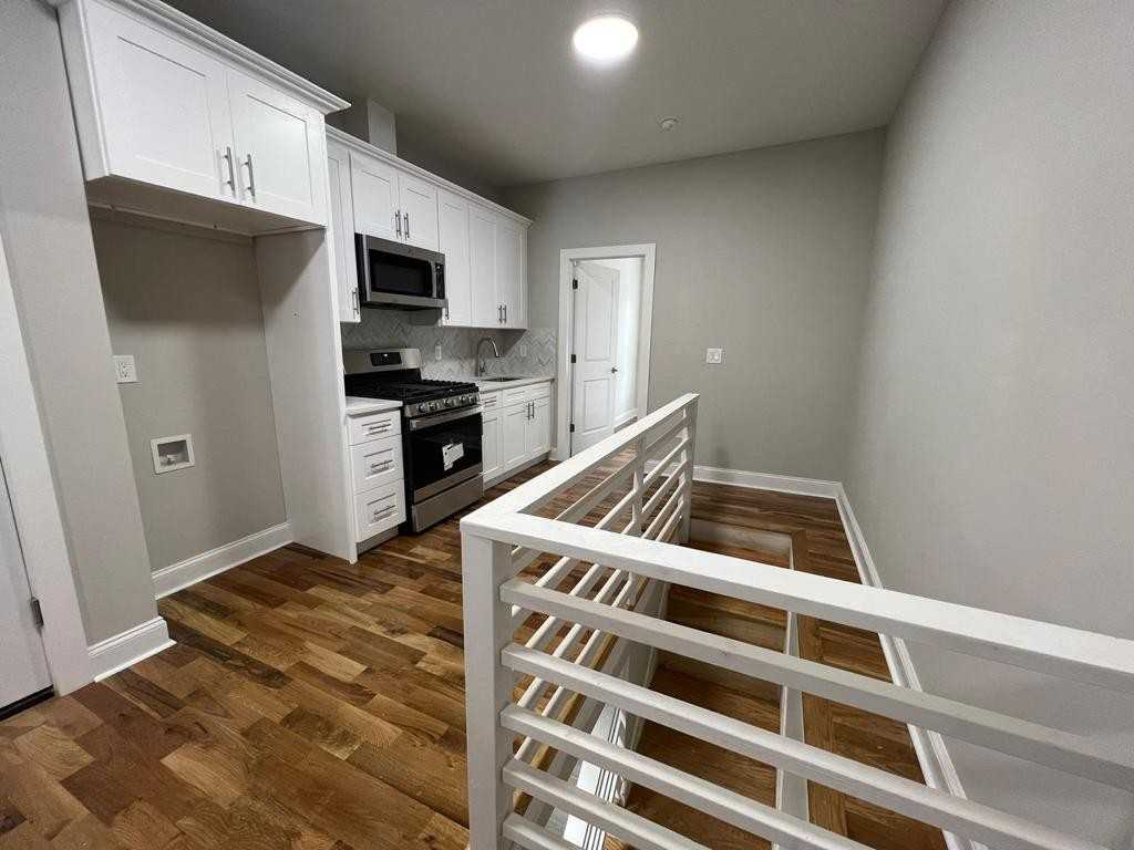 122 Livingston St #1L - Photo 4 of 20