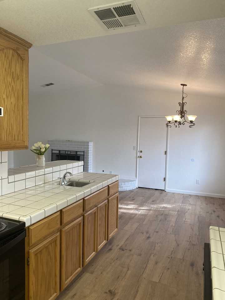 3309 Nightingale Dr - Photo 2 of 23