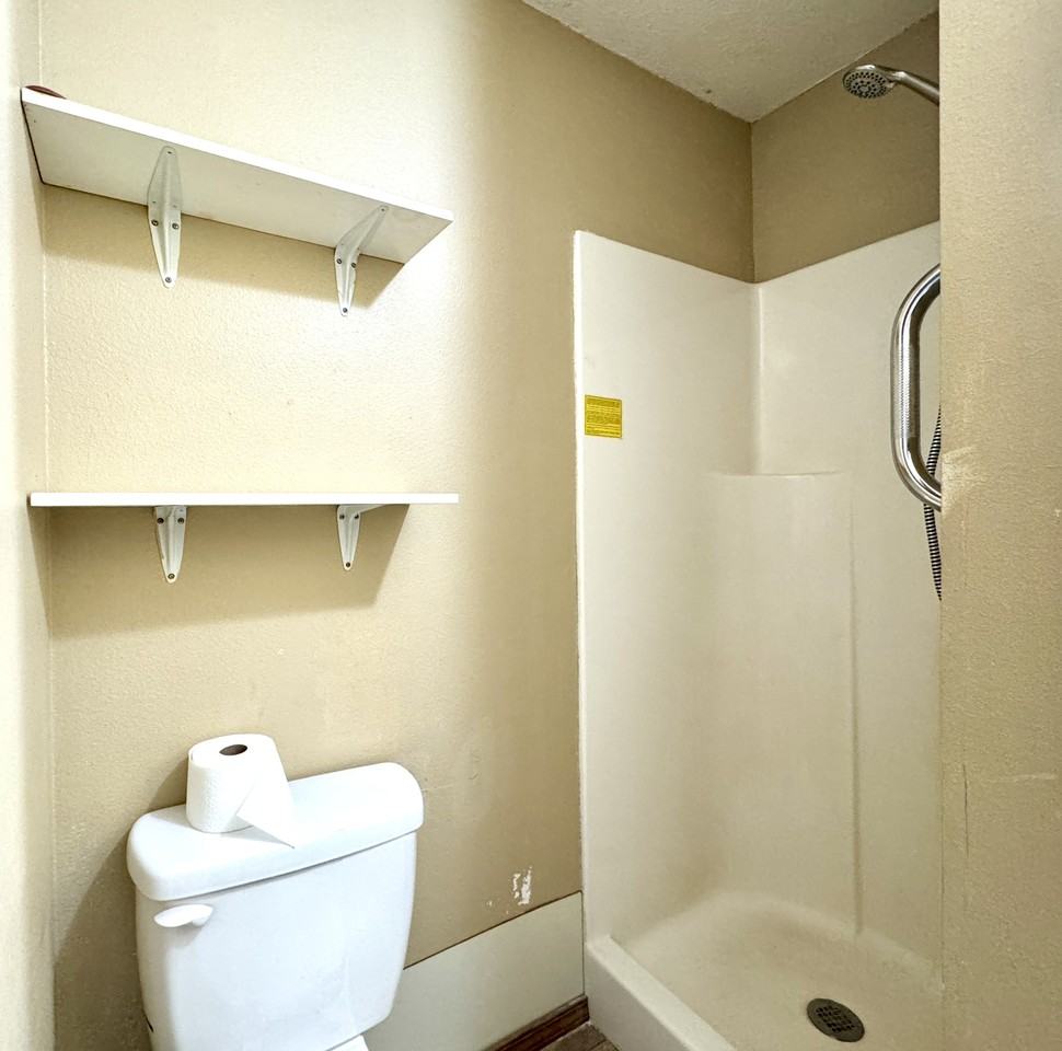 102 Davis Ln #A - Photo 2 of 8