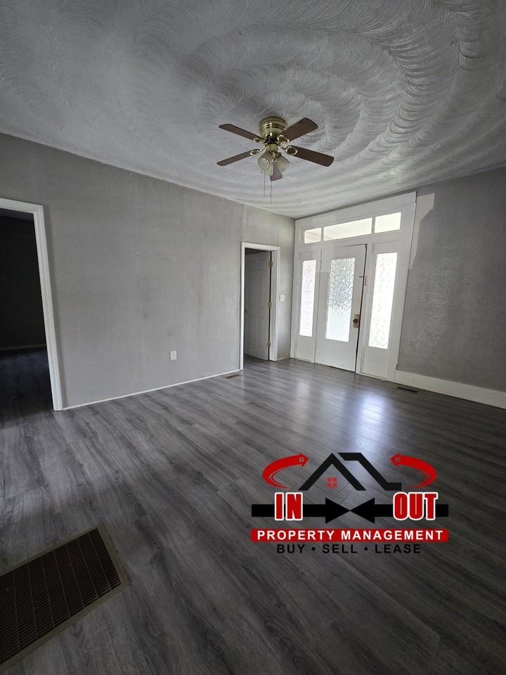 413 Frederick St #1 - Photo 5 of 14