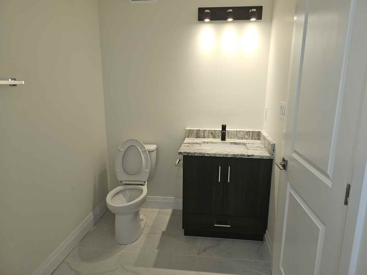 425 Partington Avenue #2 - Photo 3 of 10