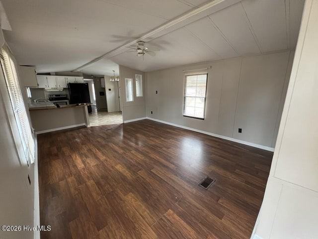516 Greenwood Road - Photo 6 of 6
