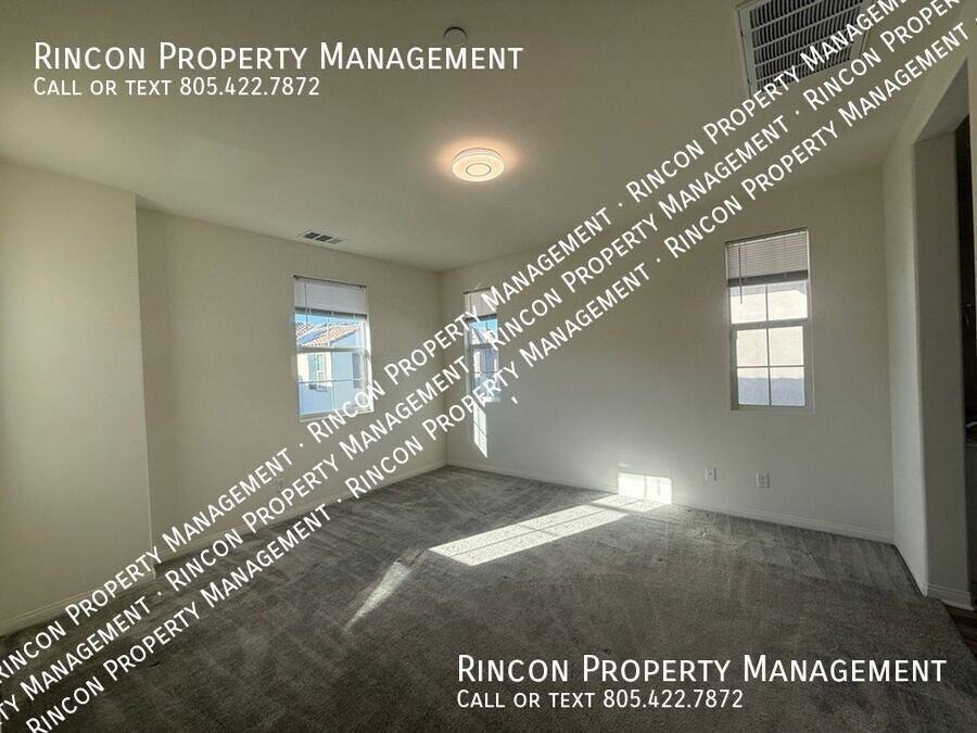 350 Campbell Ct - Photo 7 of 21