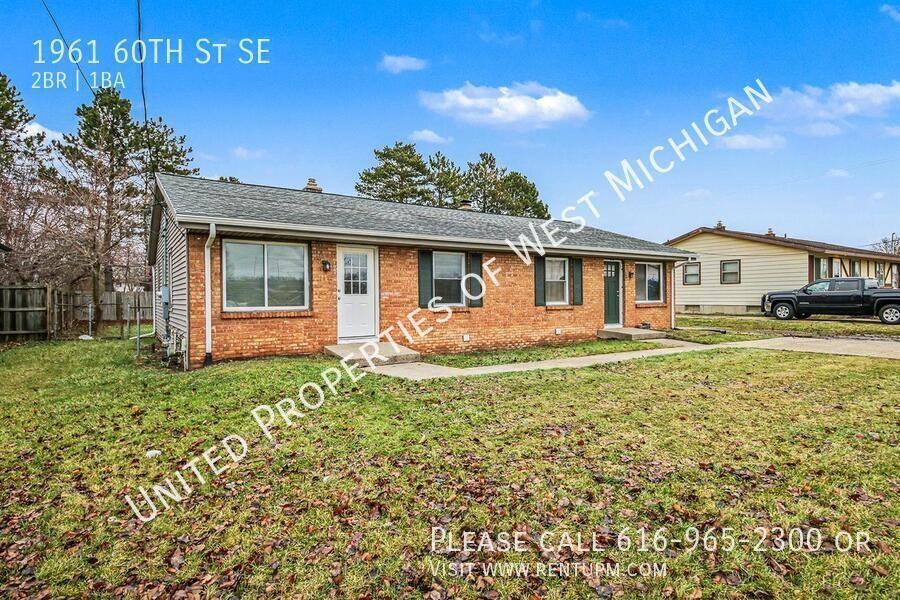 1961 60th St Se - Photo 2 of 19