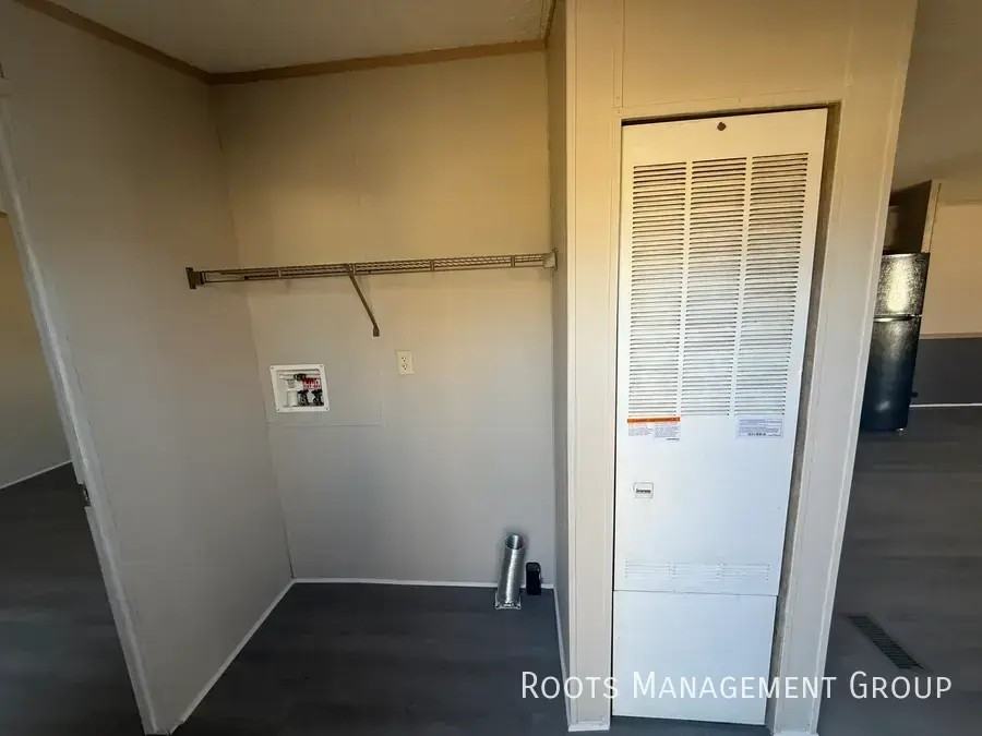 321 E 17th Ave #105 - Photo 5 of 12