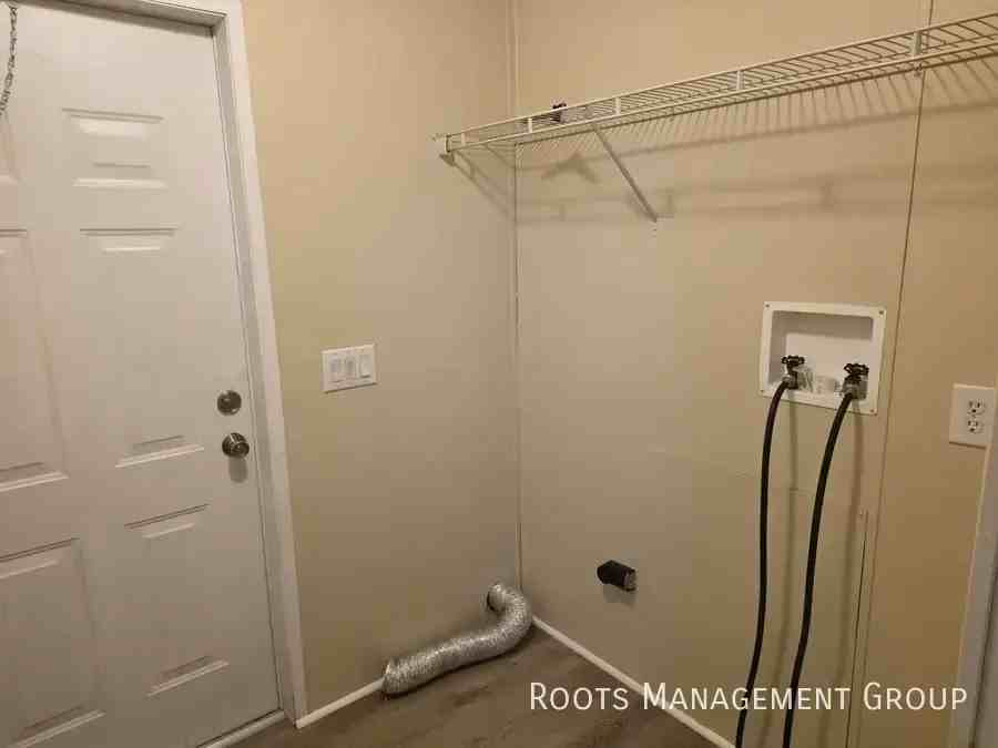 2501 Chestnut St #2501C - Photo 4 of 10