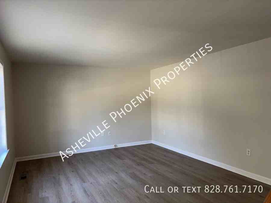 18 Ican Dr Apt A #A - Photo 2 of 14