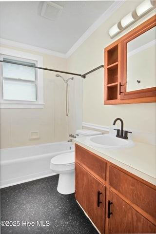 1002 School Street - Photo 4 of 10