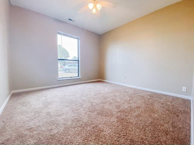 210 Yaupon Drive - Photo 4 of 8