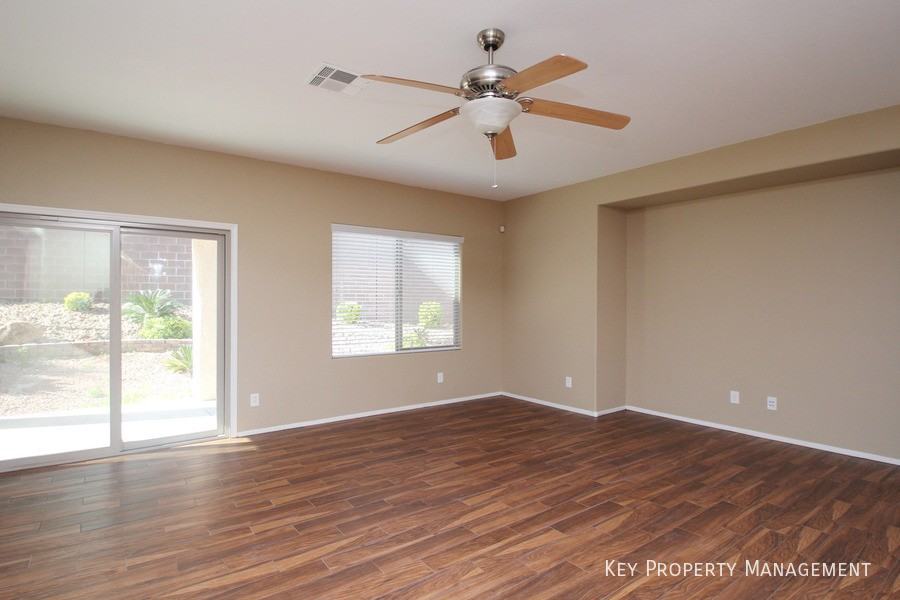 2705 Rimbaud St - Photo 4 of 15