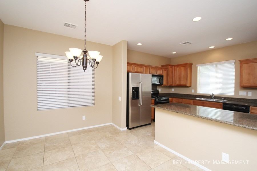 2705 Rimbaud St - Photo 5 of 15