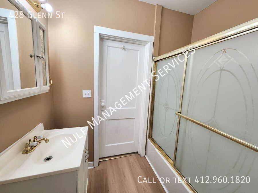 428 Glenn St - Photo 4 of 9