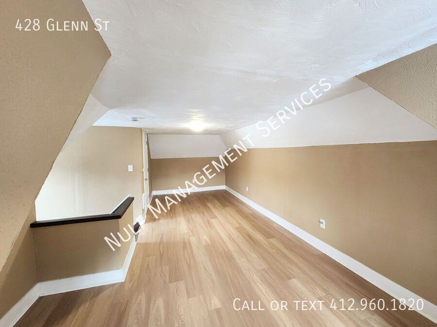 428 Glenn St - Photo 7 of 9