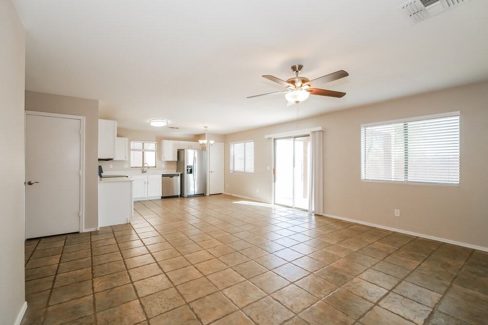 33757 N Wash View Rd - Photo 6 of 17