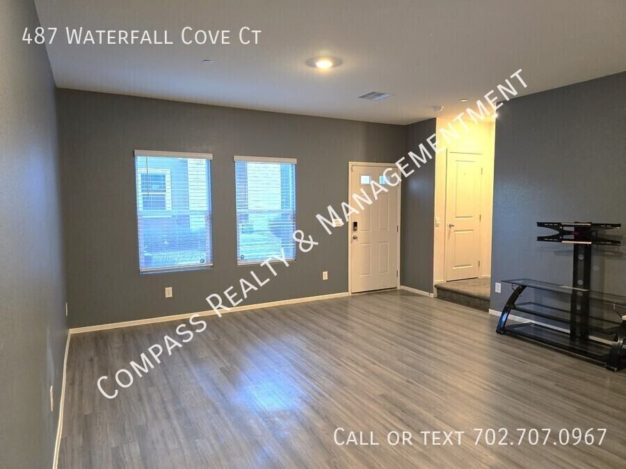 487 Waterfall Cove Ct - Photo 5 of 25