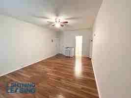 featured image of 945 S Carondelet St #10D