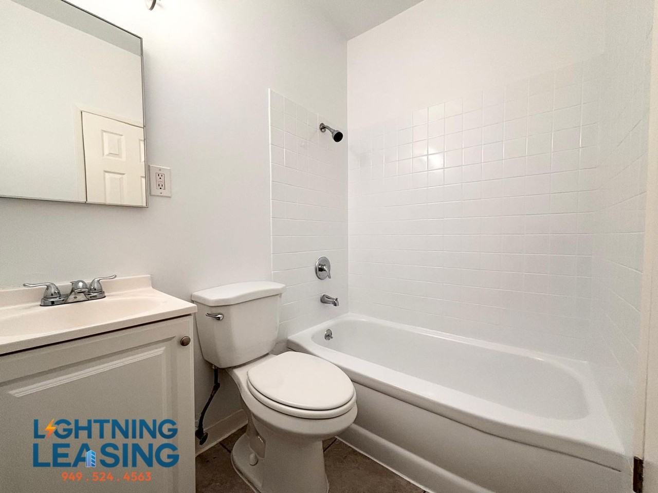 945 S Carondelet St #10D - Photo 3 of 6