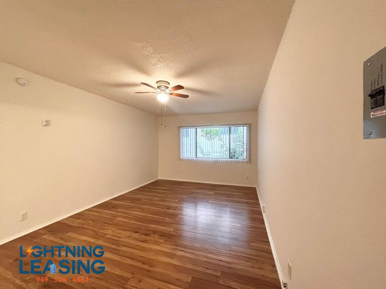 945 S Carondelet St #10D - Photo 4 of 6