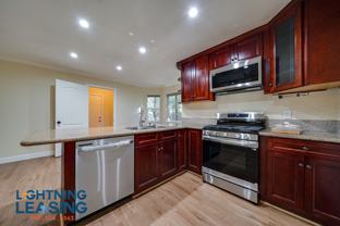 6182 Yolanda Ave - Photo 1 of 1