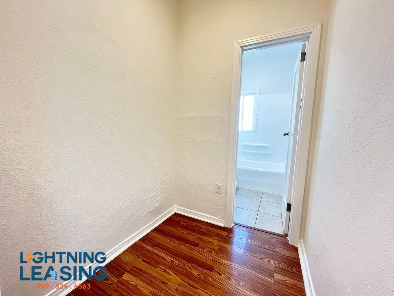 2750 San Marino St #31D - Photo 4 of 7