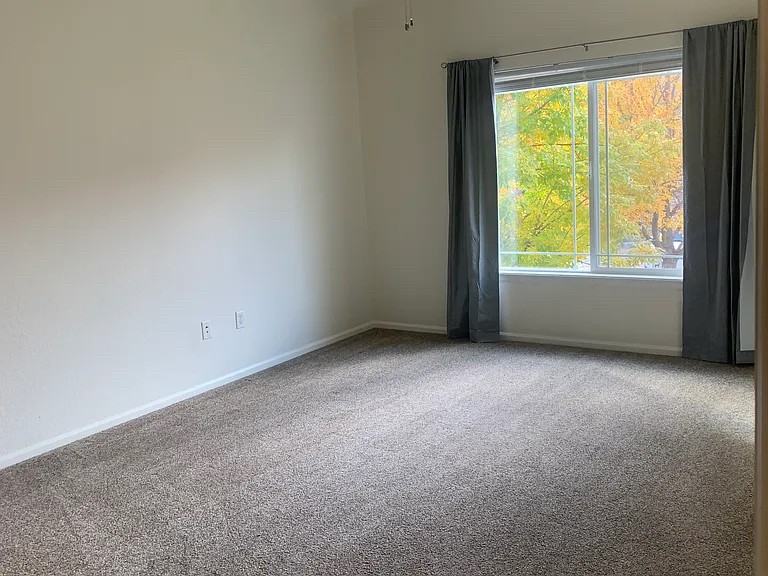 2803 Kansas Dr - Photo 7 of 27