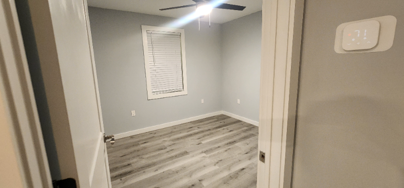 307 Wayne Ave #B - Photo 3 of 8