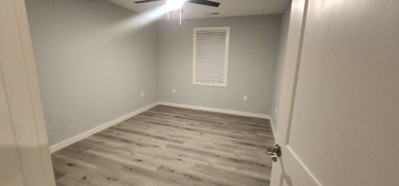 307 Wayne Ave #B - Photo 4 of 8