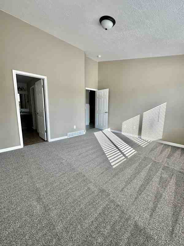 1976 En - Photo 7 of 17