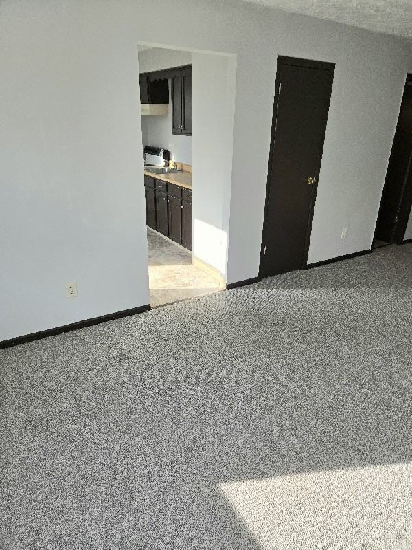 270 Washington Blvd #4 - Photo 3 of 20